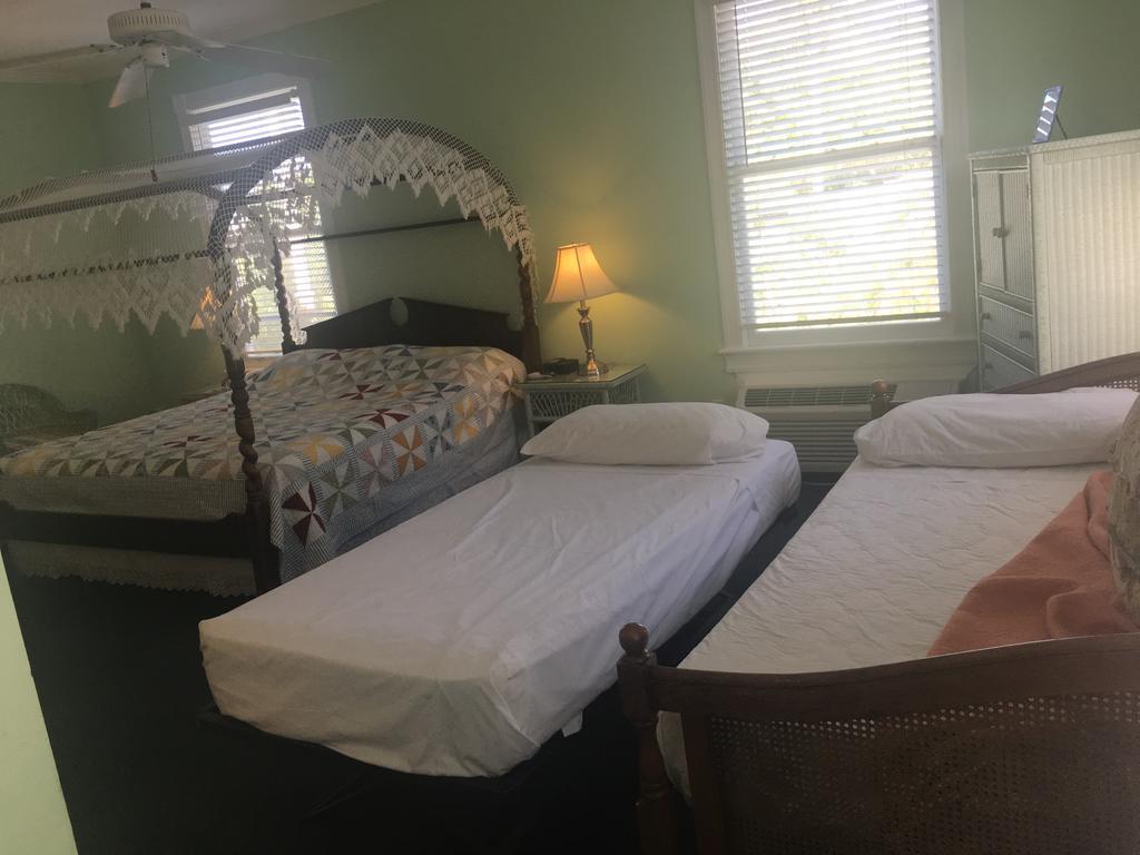 Amsterdam'S Curry Mansion Inn Кі-Вест Екстер'єр фото